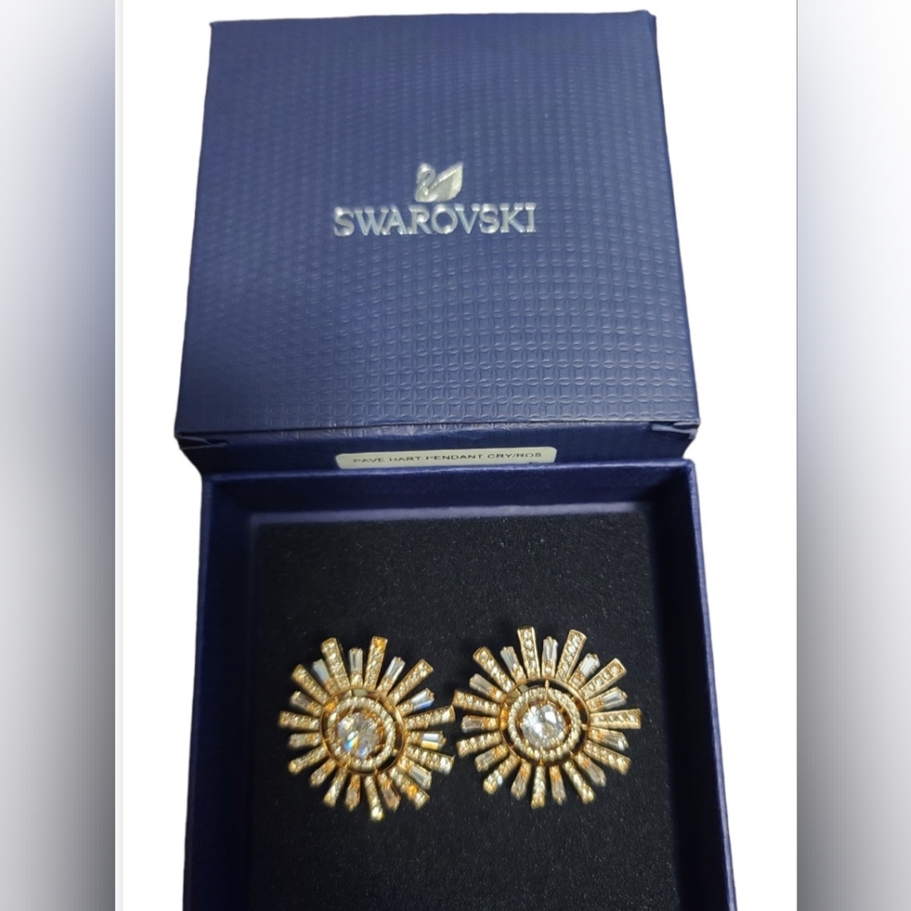 Swarovski Sunshine Ear Clip. - Picture 1 of 3
